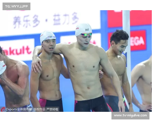 中国男子4×200米自由泳接力队破亚洲纪录摘银 创历史新篇